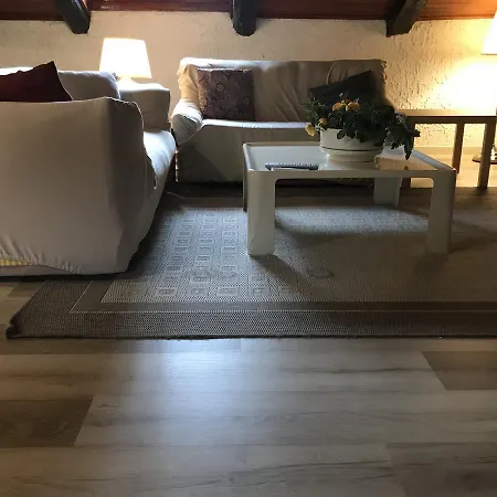 Lovely Central Loft *