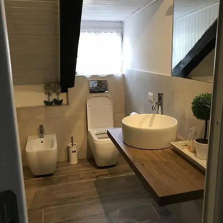 Lovely Central Loft Ivrea